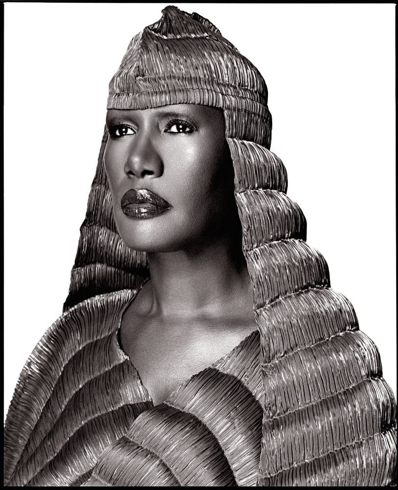 cover-grace-jones-davidbailey_0